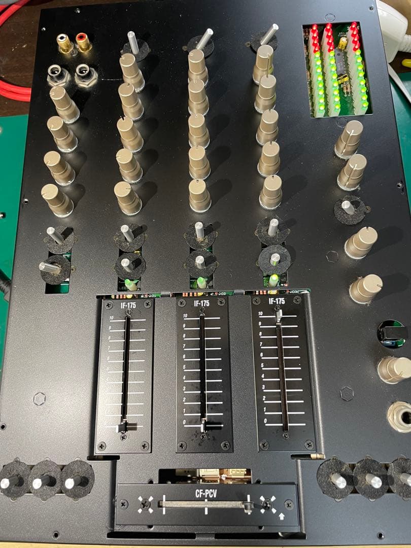 VESTAX ベスタクス　PCV-275 フェーダー、内部メンテナンス