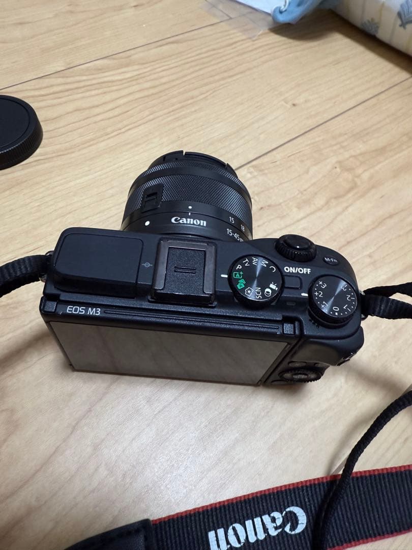 Canon EOS M3 ミラーレスカメラ 本体