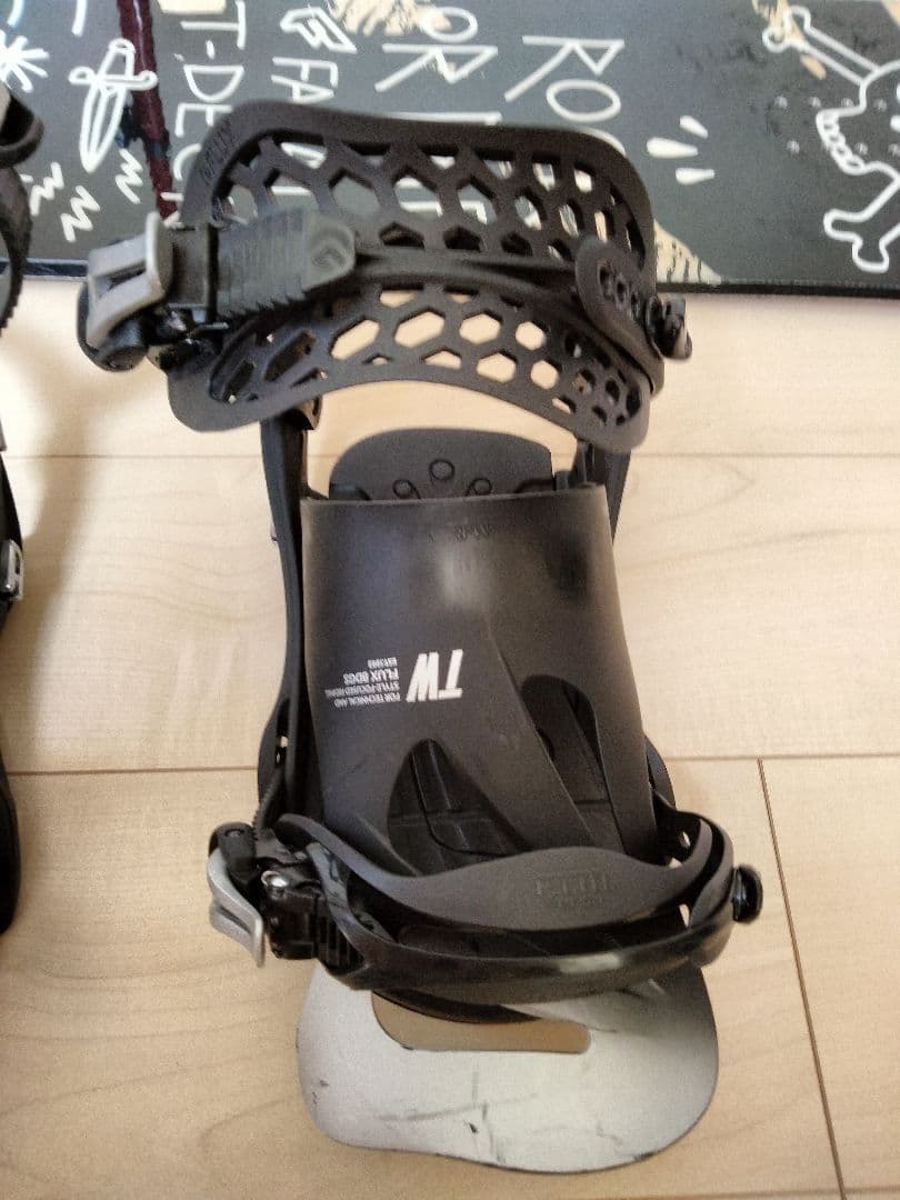 FLUX TW　ビンディング Mサイズ　　22/23モデル　 DSL後継機種