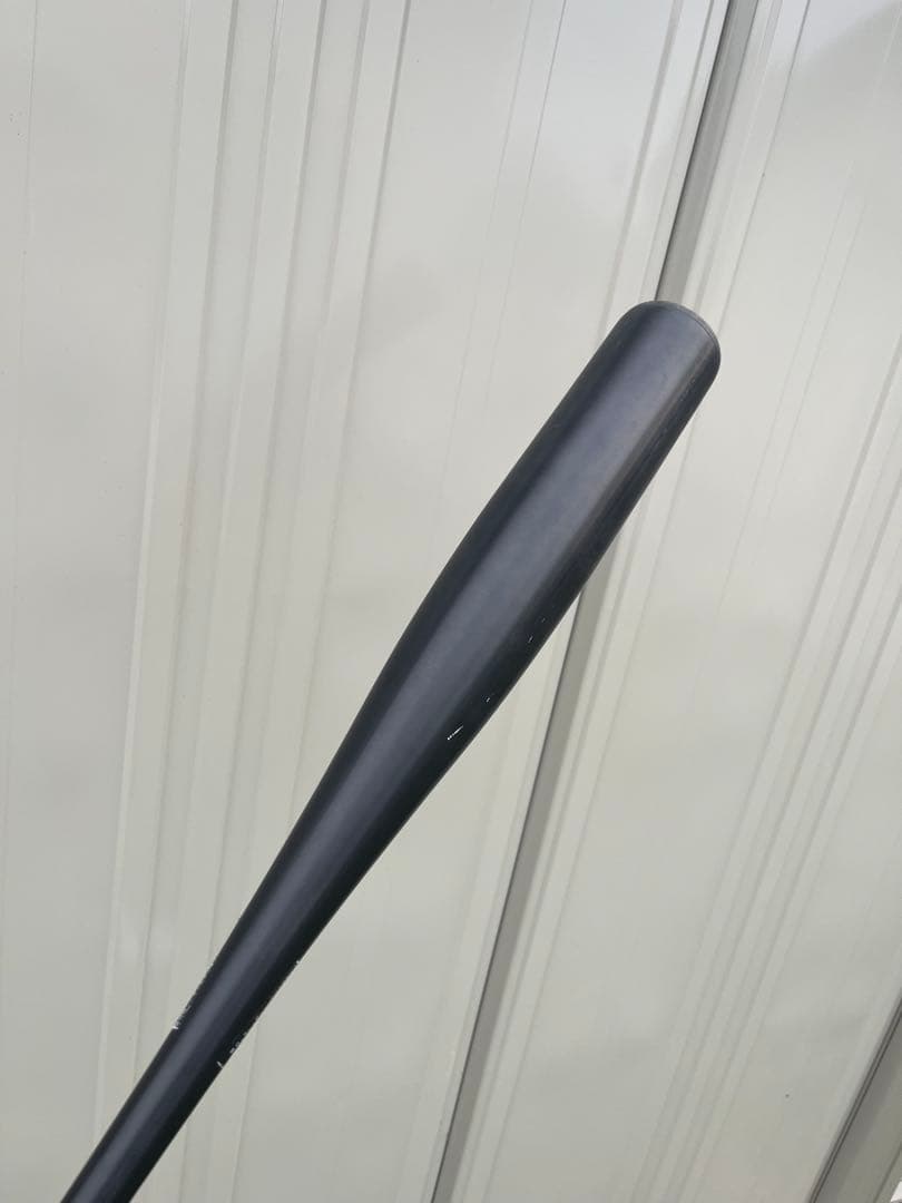 EASTON BLACK Magic 軟式用バット 82cm 720㌘