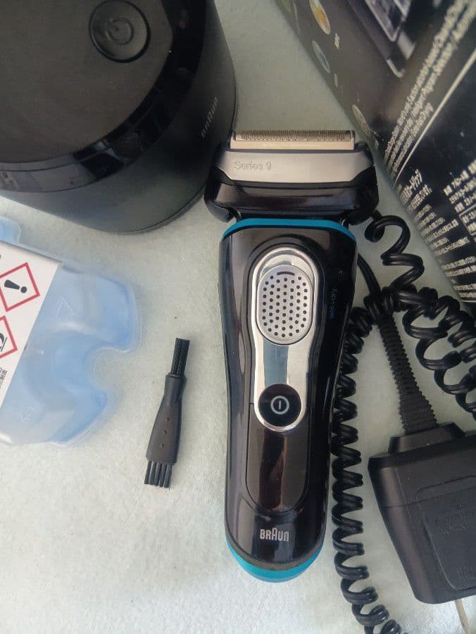 ブラウン最高峰Series9 9280cc 防水シェーバー 新品未使用❣️
