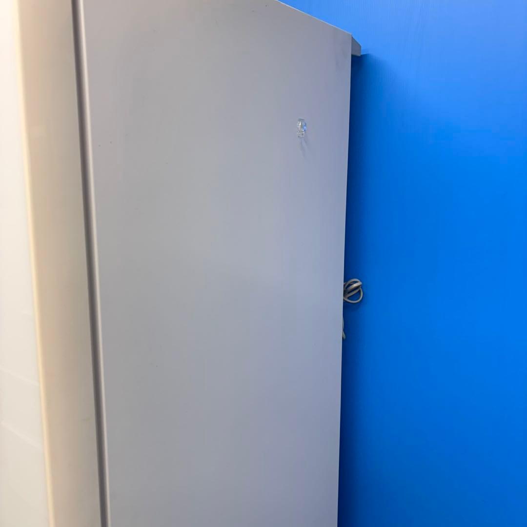 592 東芝 大型冷蔵庫 400L強　自動製氷　小型　家庭用　右開き　5ドア