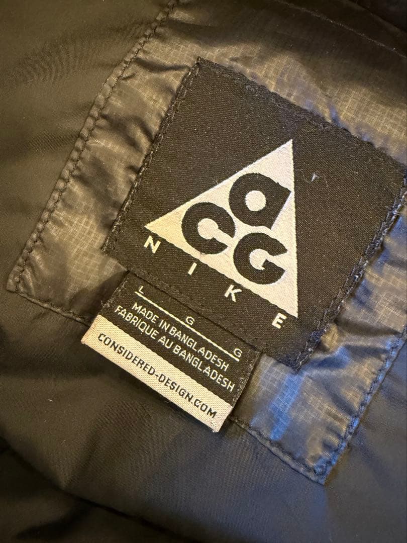 K*8様 NIKE ACGライトダウン