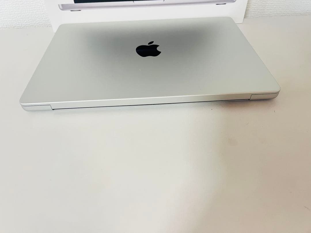 Macbook M4 Pro 14インチ2024 16GB 512GB