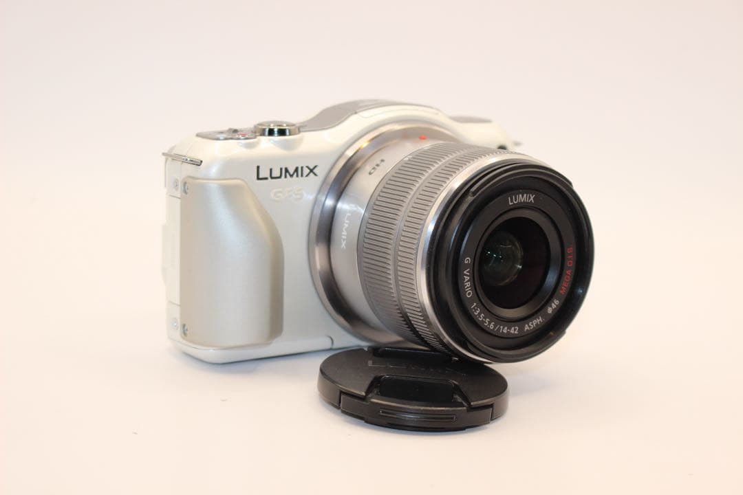 ★お買い得★ショット数3138回★ LUMIX DMC-GF5 レンズキット