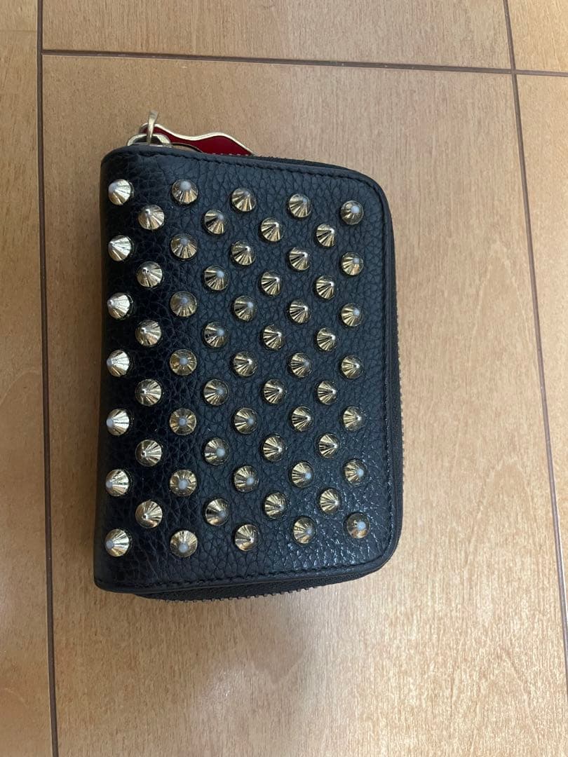 Christian Louboutin ケース