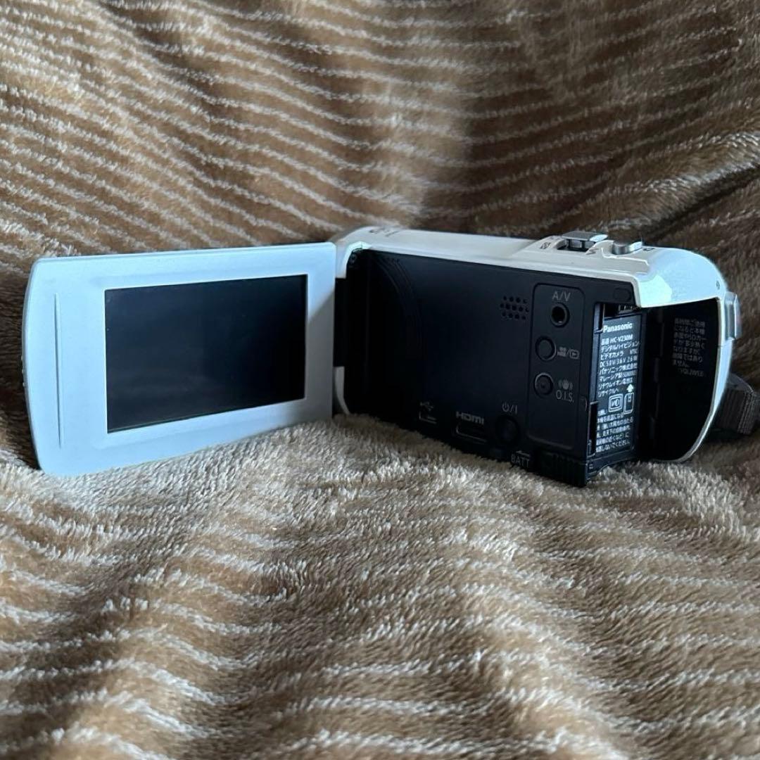 【中古美品】Panasonic HC-V230M デジタルハイビジョンカメラ