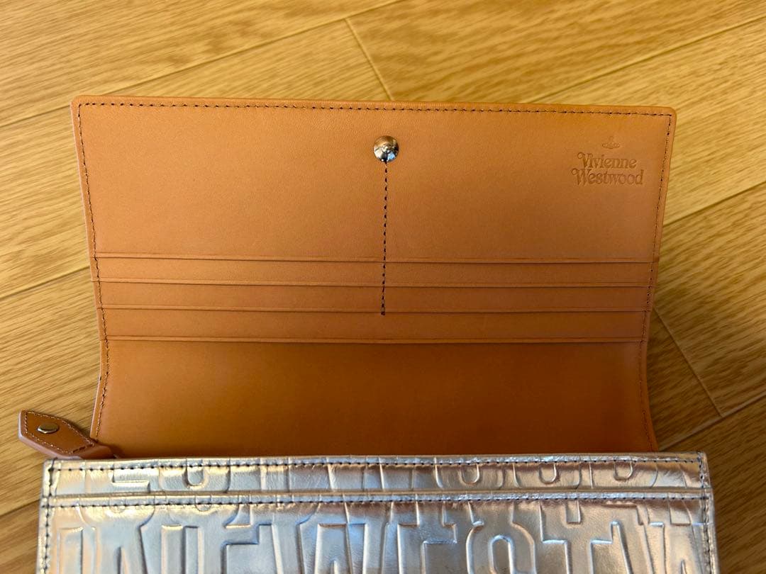 Vivienne Westwood 長財布　ヴィヴィアン