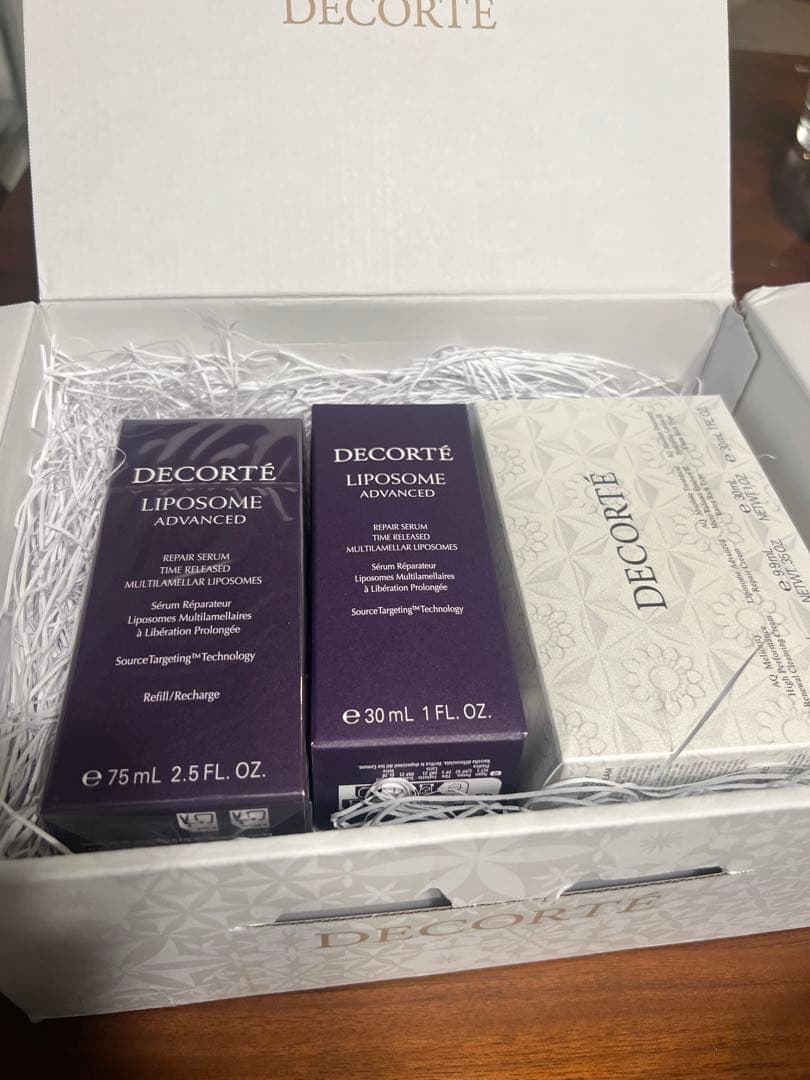 31,070 円相当・正規品DECORTE リポソーム アドバンストリペアセラム