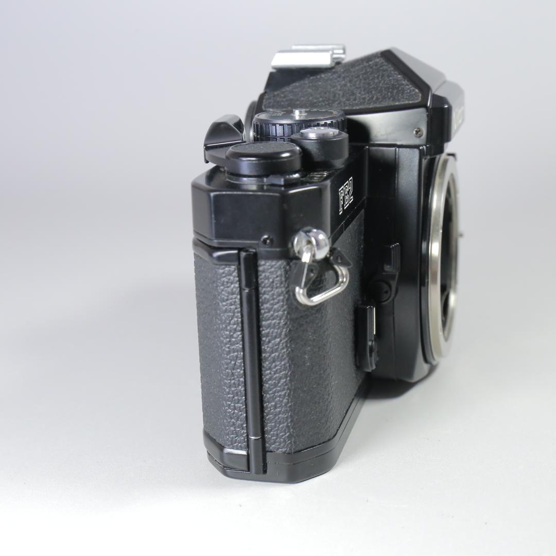 ☆完全動作☆極美品　Nikon FE2 ブラック　ケースおまけ＃271