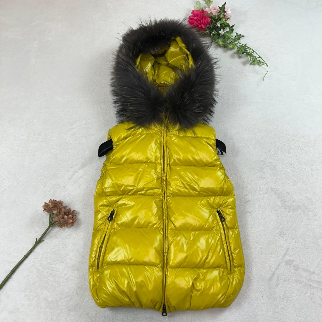 K849 新品未使用 M デュベティカ タグ付き ダウンベスト レディース