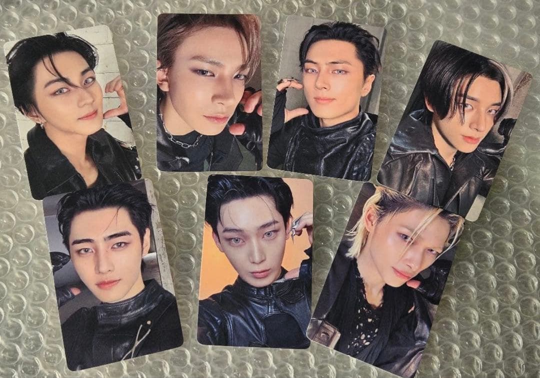 エンハイフン トレカ