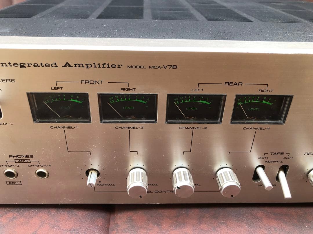ビクター　MCA-V7B プリメインアンプジャンク(J068)