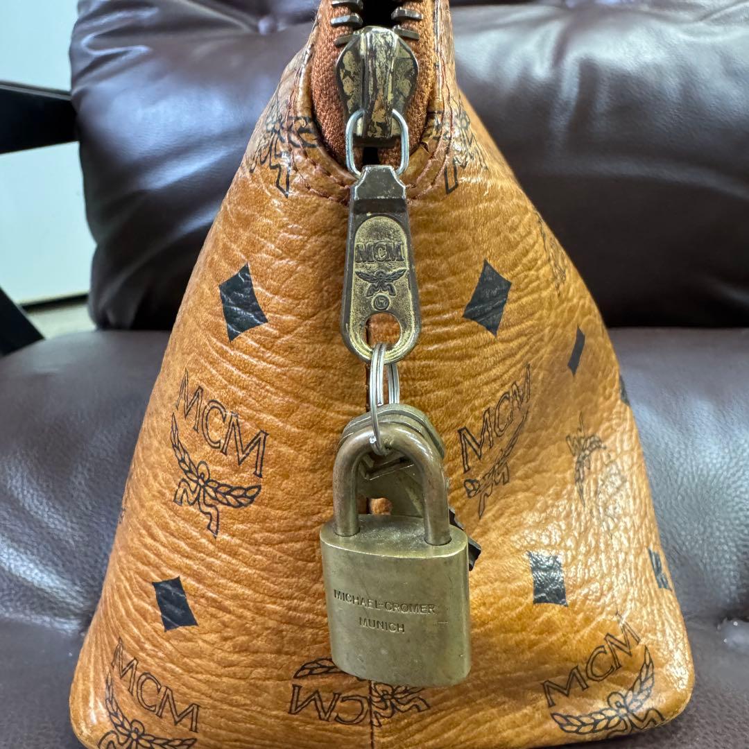 MCM ブラウンレザーボストンバッグ