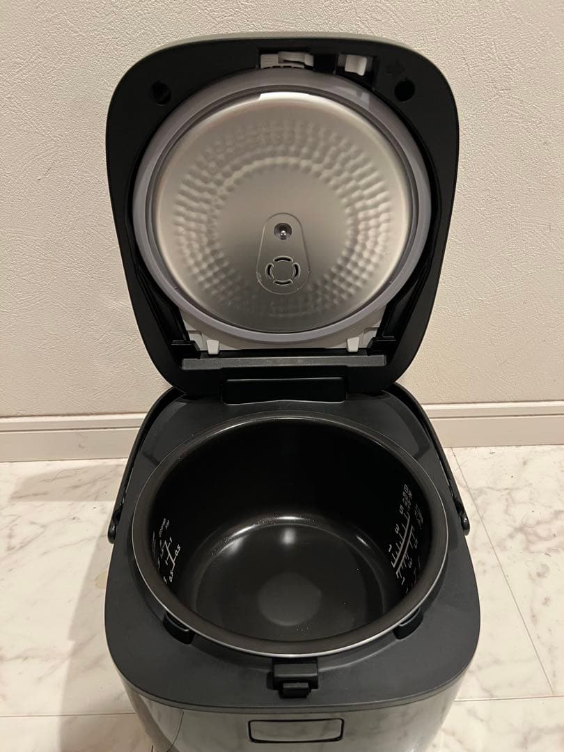 K Panasonic SR-FE101 IH炊飯器 ブラック