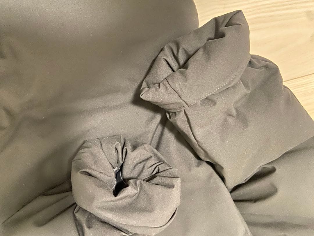 ユニクロ★シームレスダウンジャケット黒Lサイズ