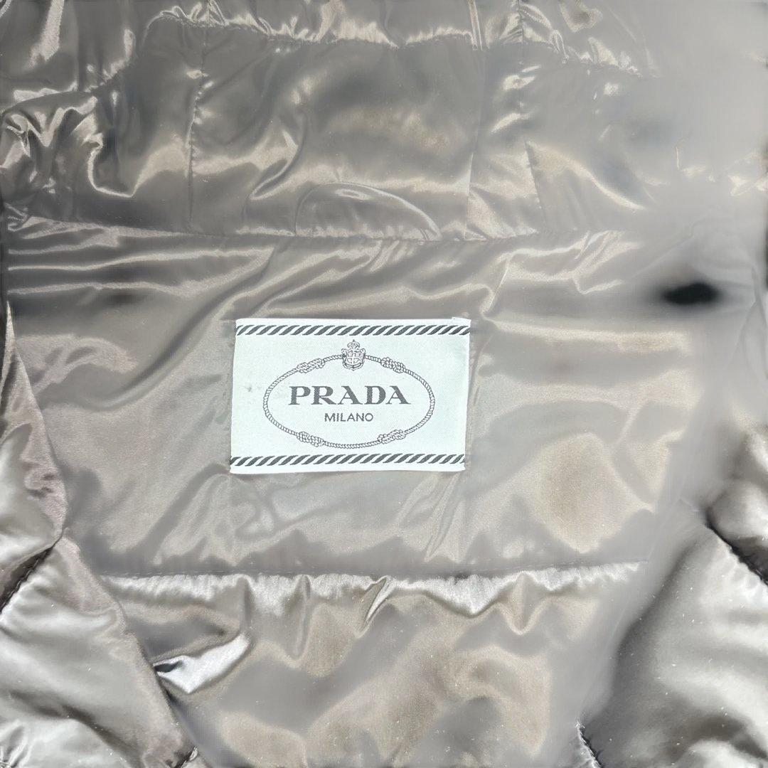 PRADA ブラック ダウンジャケット フード付き