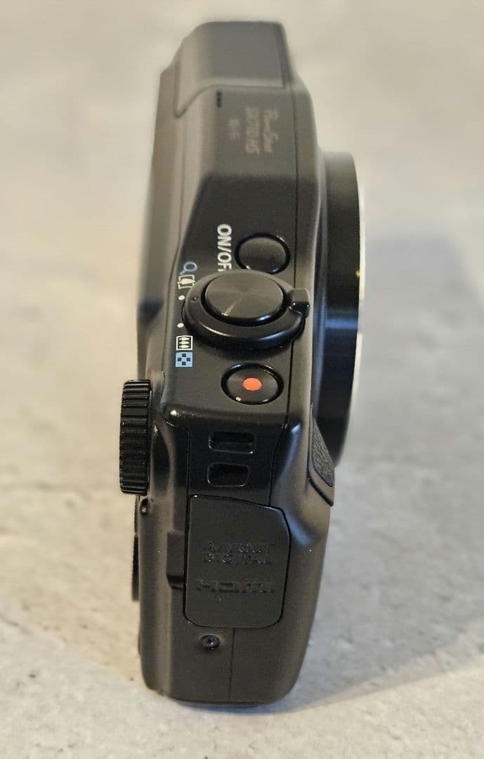 美品　PowerShot SX710 HS ブラック 光学30倍/レザーケース付