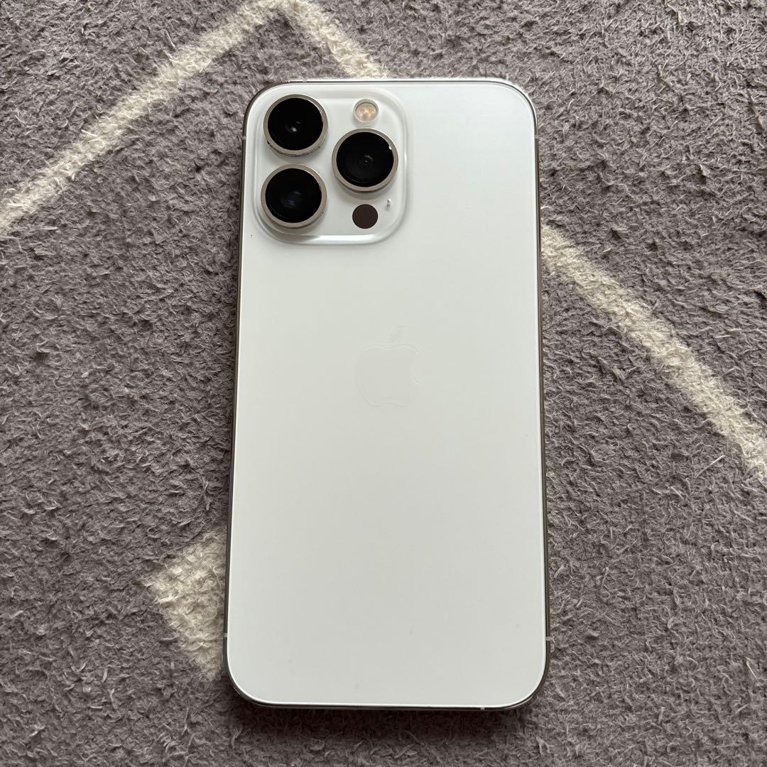 Apple iPhone 13 Pro ホワイト