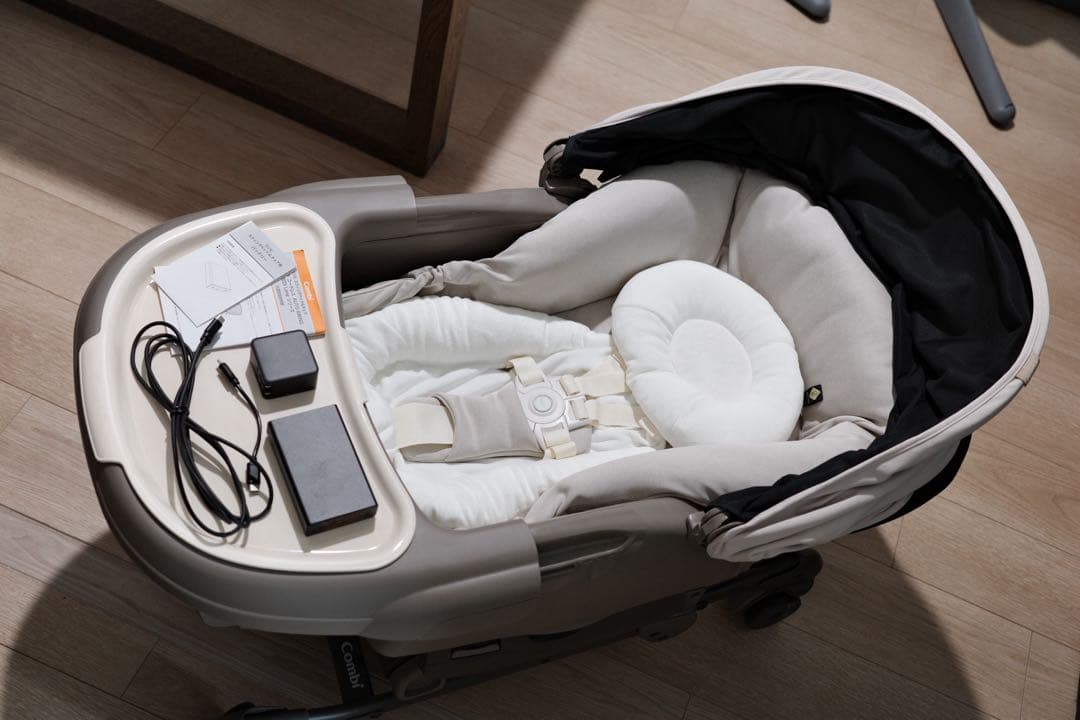 【ほぼ新品】コンビ ホワイトレーベル ネムリラ コードレス