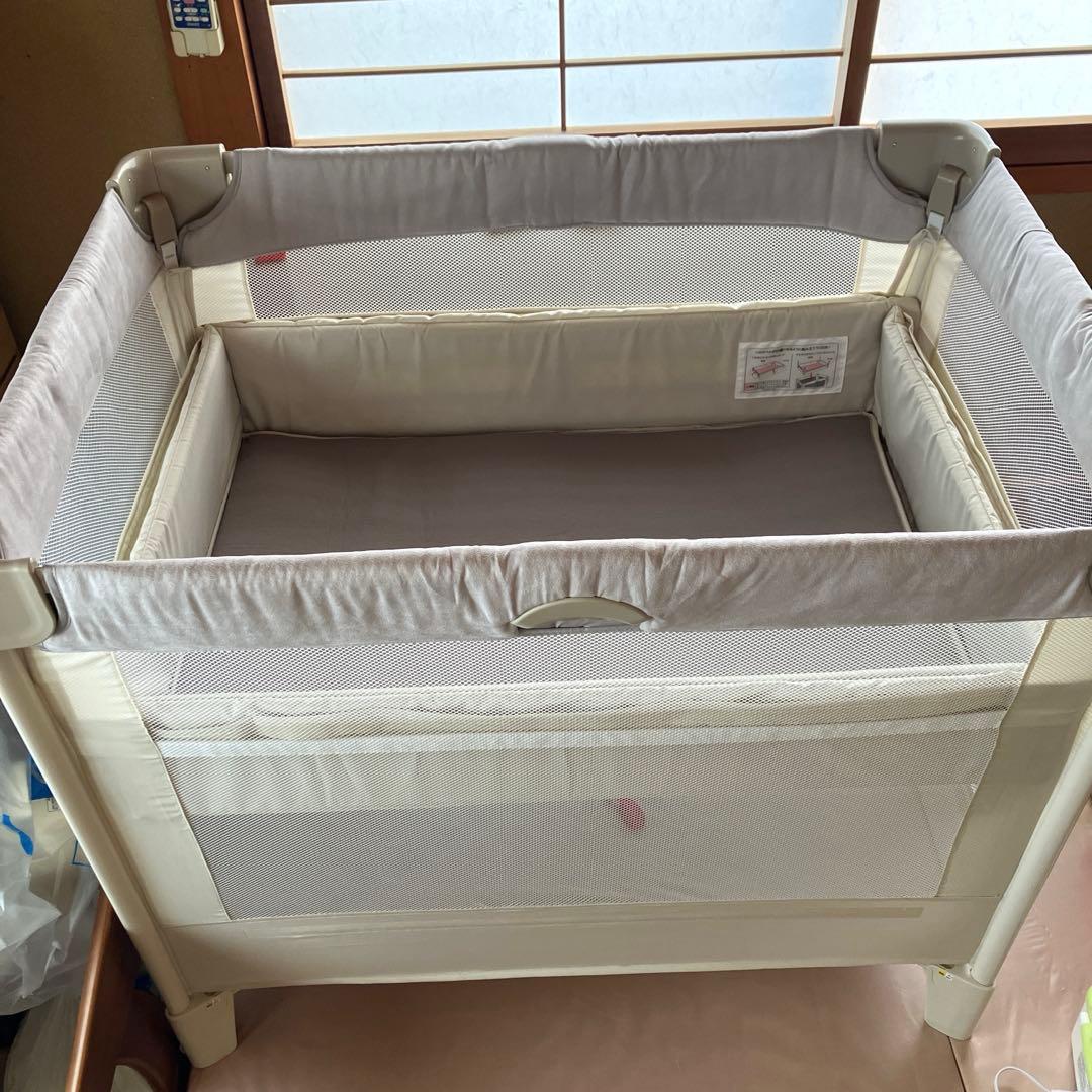 【超美品】アップリカ ココネル　エアープラスAB/ホワイトベージュ