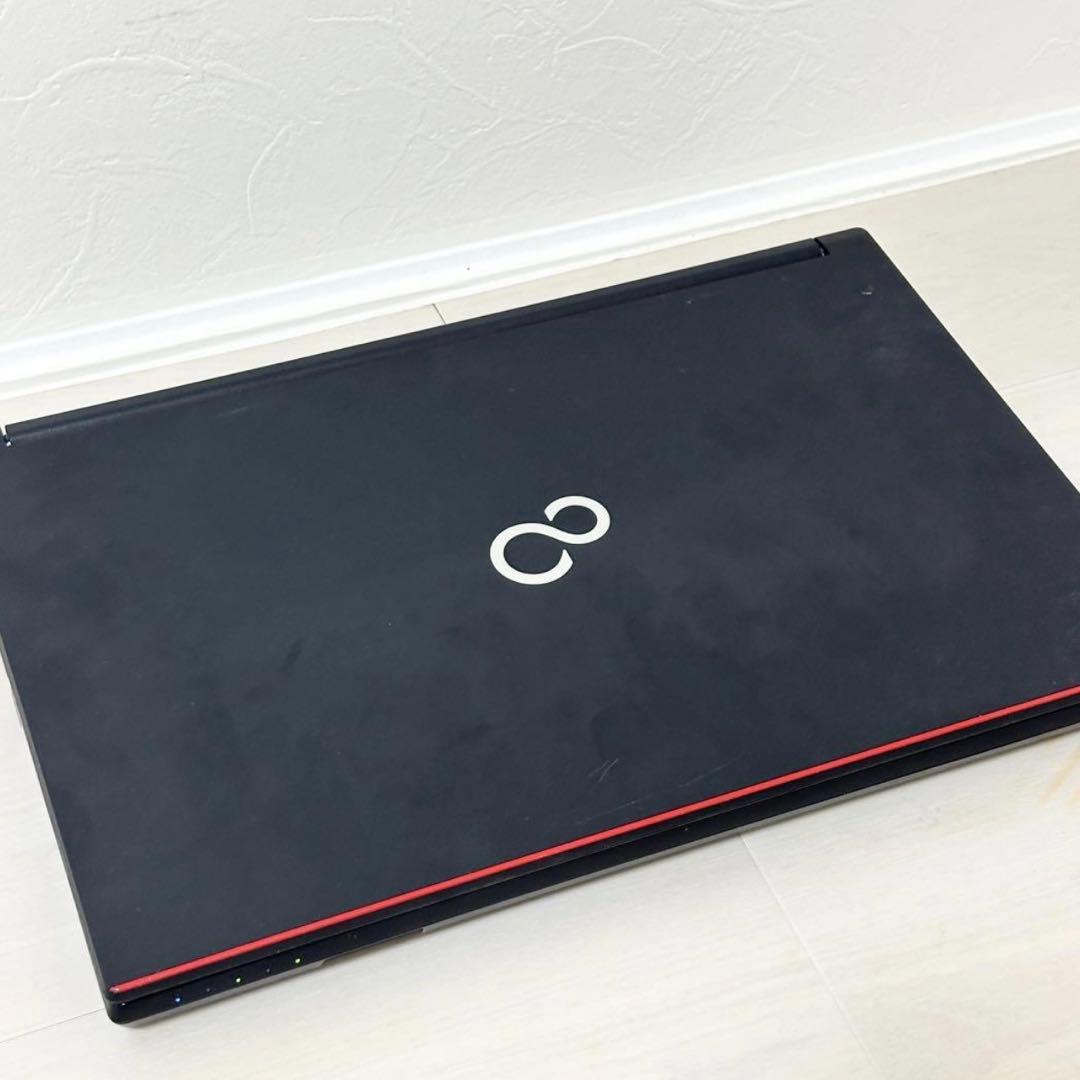 富士通 LIFEBOOK / Core i5 / SSD 128GB ブラック