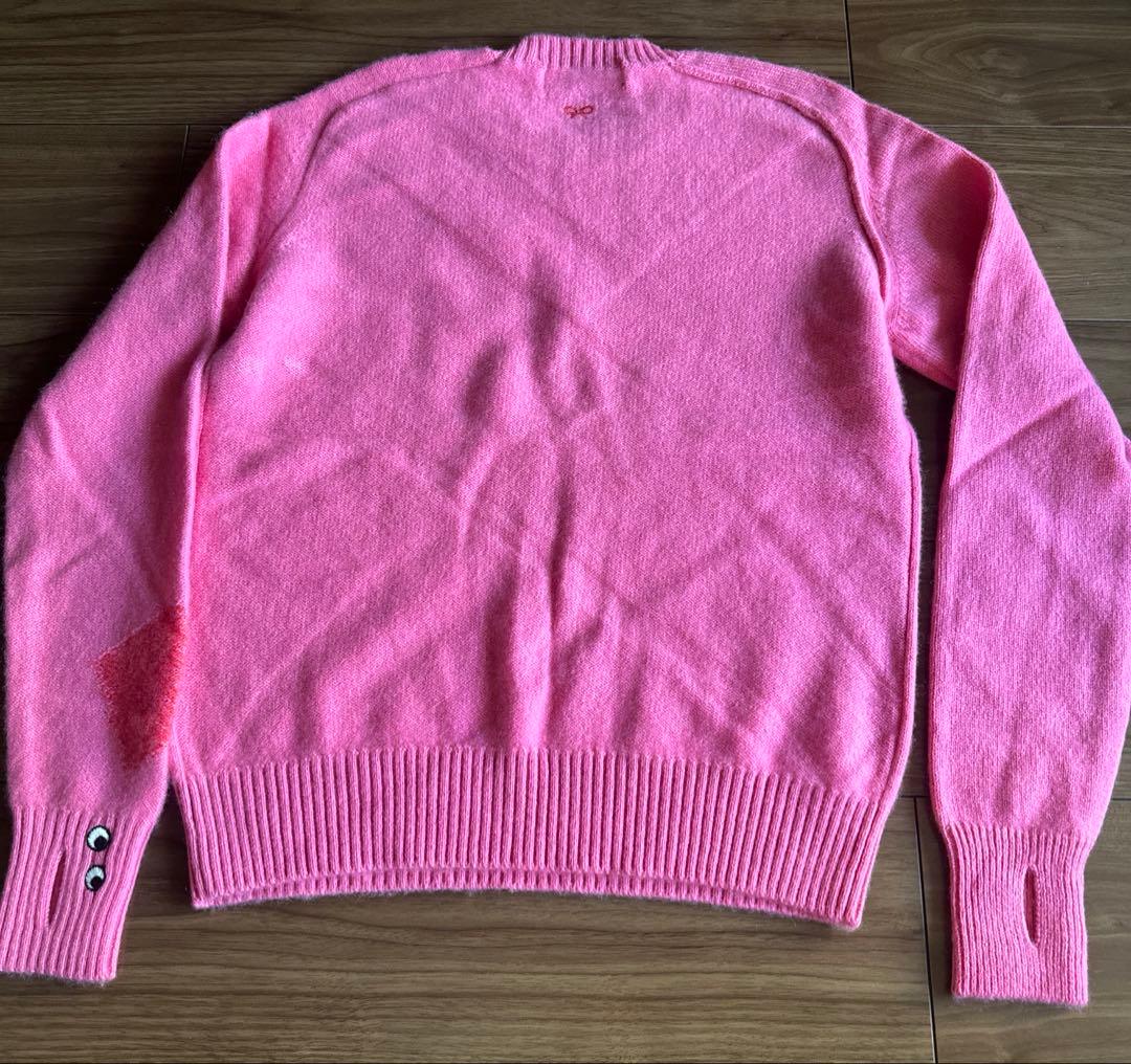 ユニクロ アニヤハインドマーチ ANYA HINDMARCH ピンク セーター