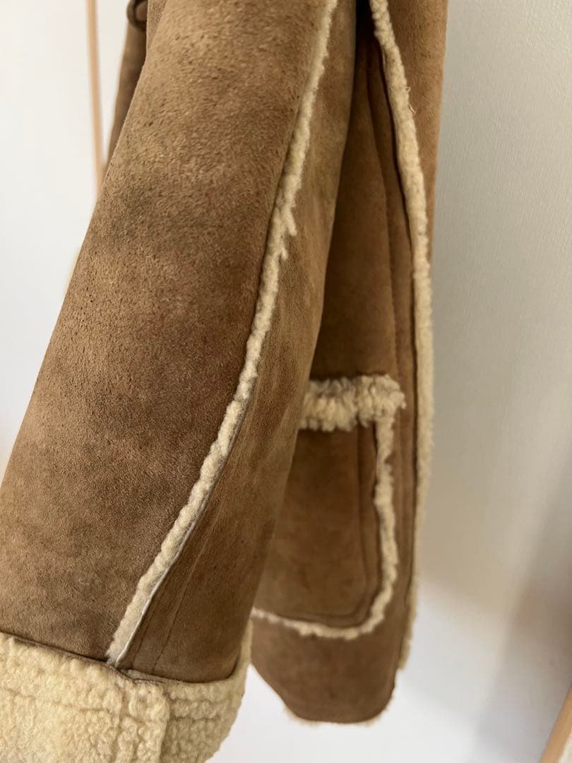 MOUTON コート　ボア襟付き　高級品　ムートンコート　美品　フランス製