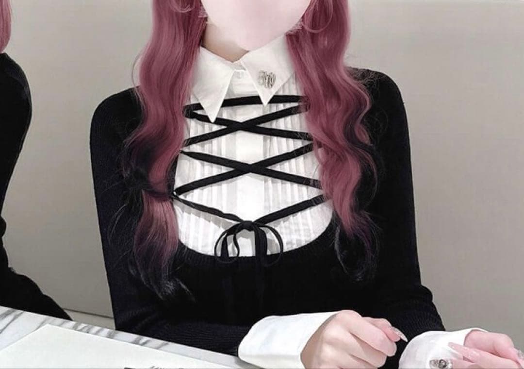 HONEY MEW レースアップドッキングトップス