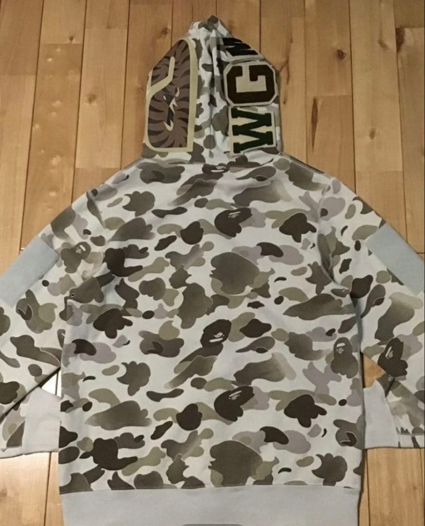 BAPEグラデーションカモ シャーク パーカー a bathing ape