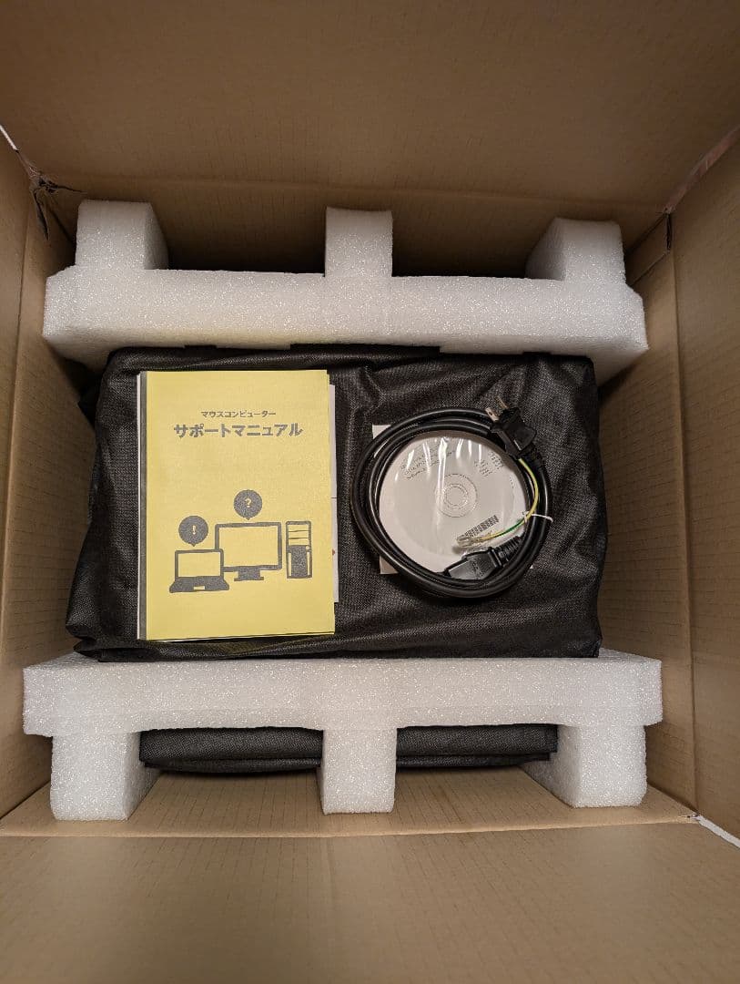 G-TuneゲーミングPC Corei7-9700 メモリ32GB