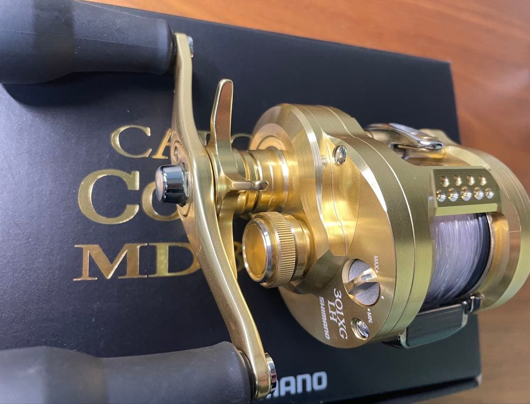 シマノ　23カルカッタコンクエストMD 301 XG 左巻き