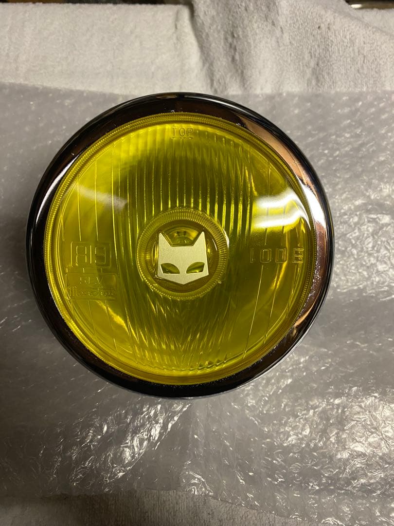 イエロー 丸型 バイクライト旧車　カスタム　モンキー　中古品マーシャル