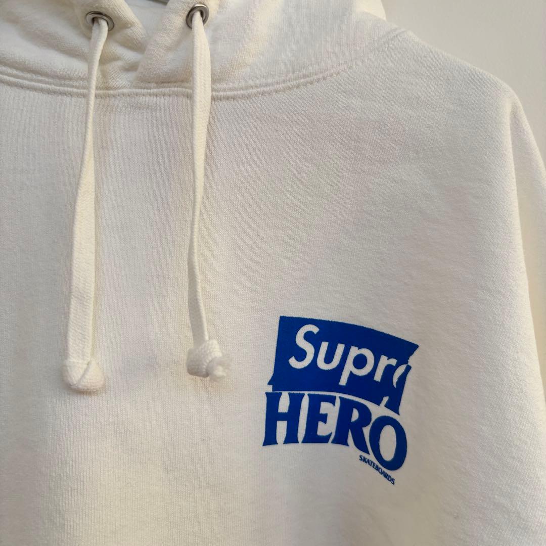 シュプリームSUPREMEビッグロゴフードパーカ ANTIHERO Dog L