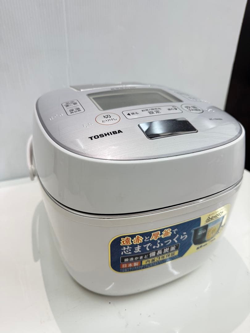 TOSHIBA 真空圧力IH炊飯ジャーRC-10VXN
