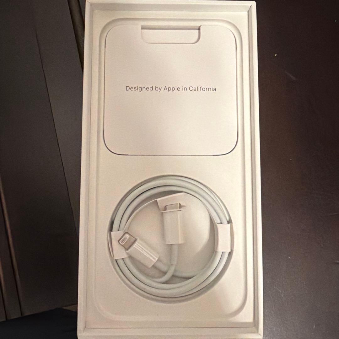 Apple iPhone14 スターライト 本体