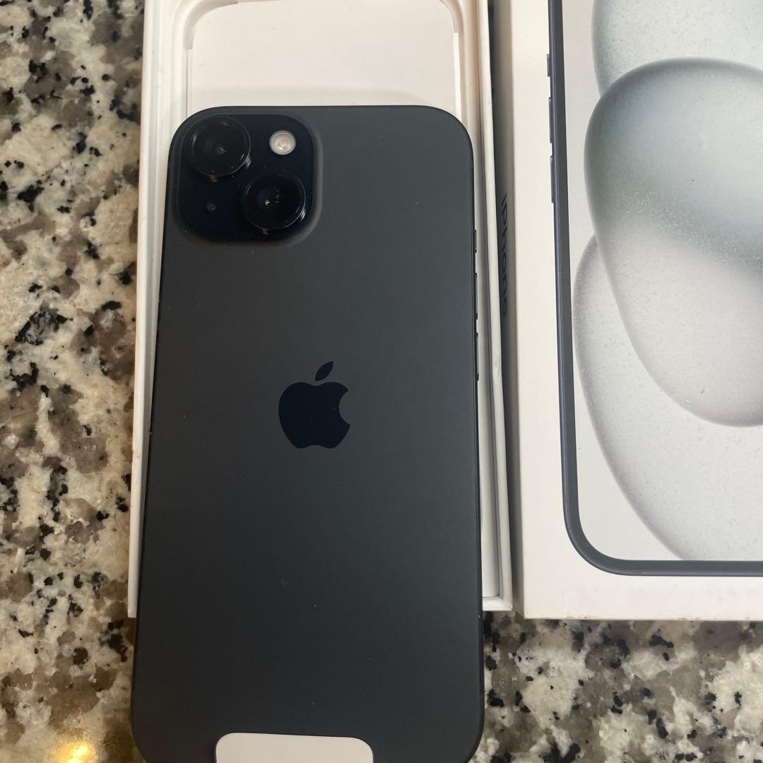 iPhone15 本体　1台