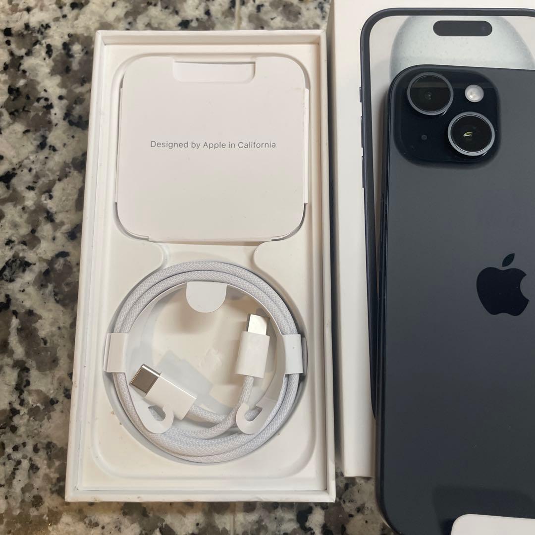 iPhone15 本体　1台