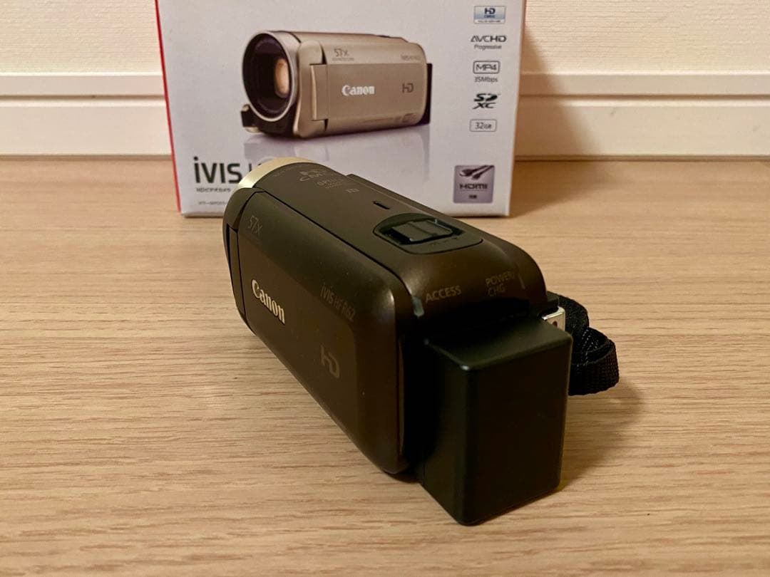 【超美品】Canon デジタルビデオカメラ IVIS HF R62 おまけ付き！