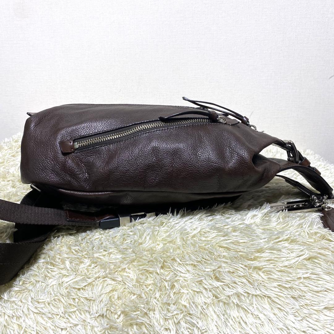 美品✨ COACH コーチ トンプソン ボディバッグ ショルダーバッグ レザー