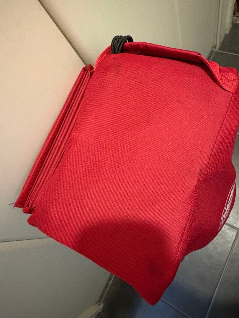 美品定番Coleman キャリー5回位の使用です！