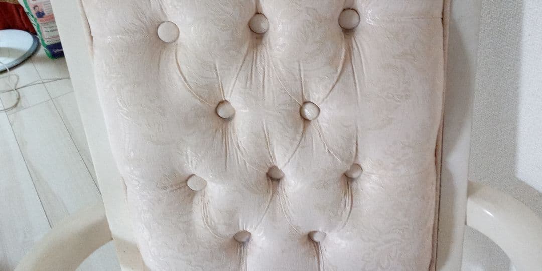 再値下げ↓クラシックホワイト猫足チェア