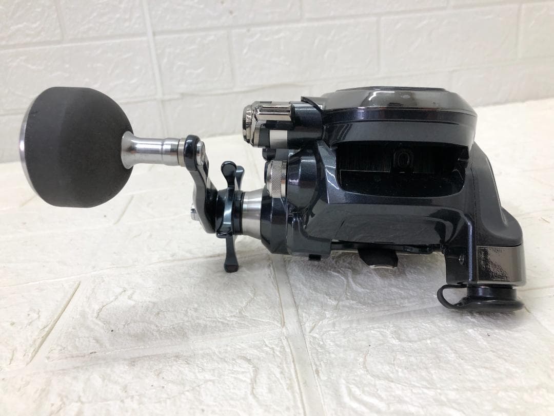 鈴*チ様 【美品】SHIMANO シマノ フォースマスター 3000XP