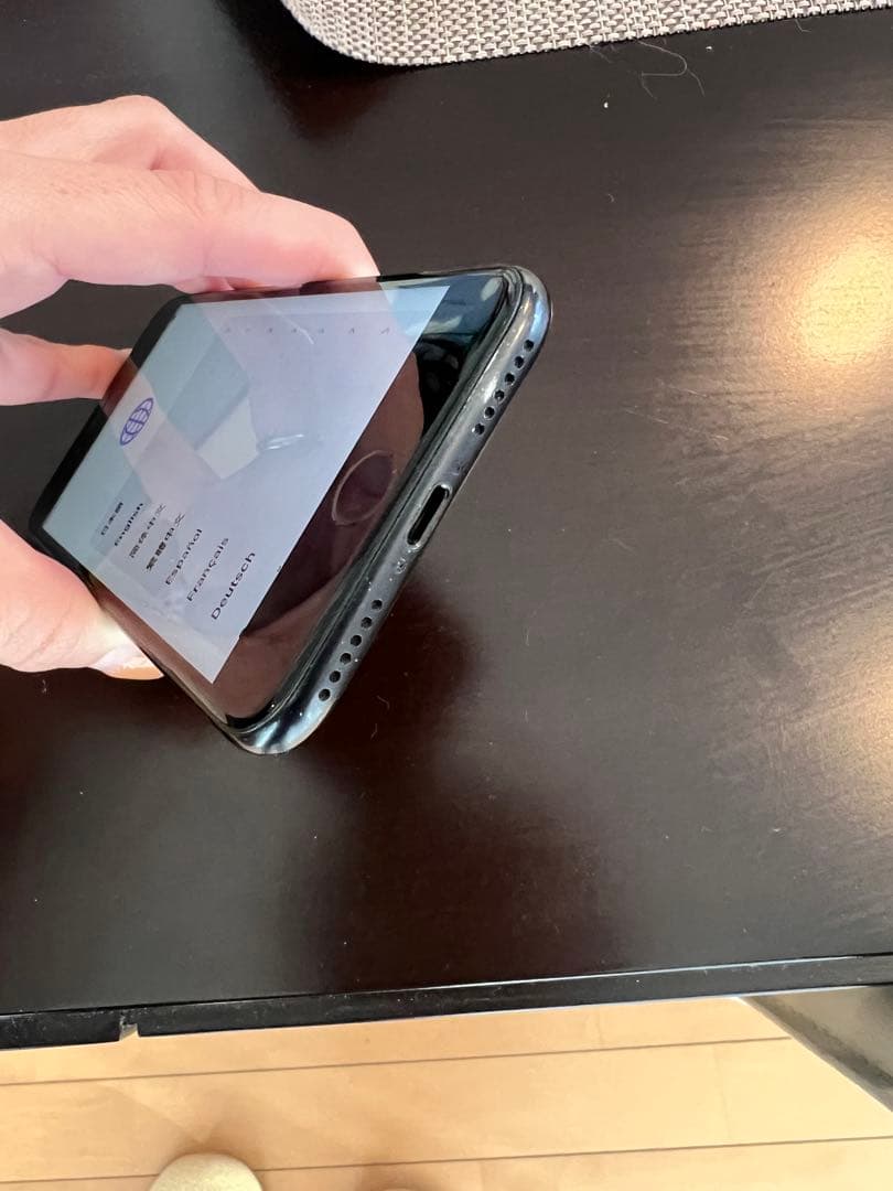 iphone se 第2世代 64GB 美品 ブラック