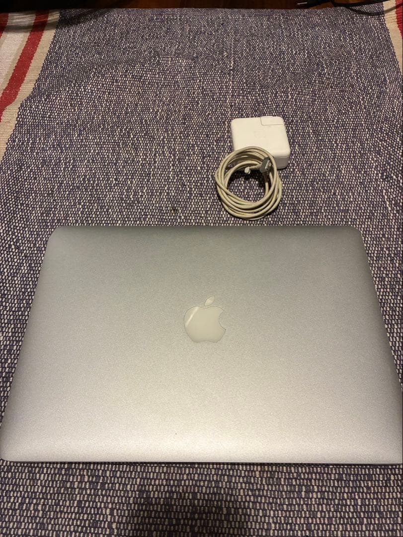 MacBook Air 13-inch, 2014 A1466 電池交換済
