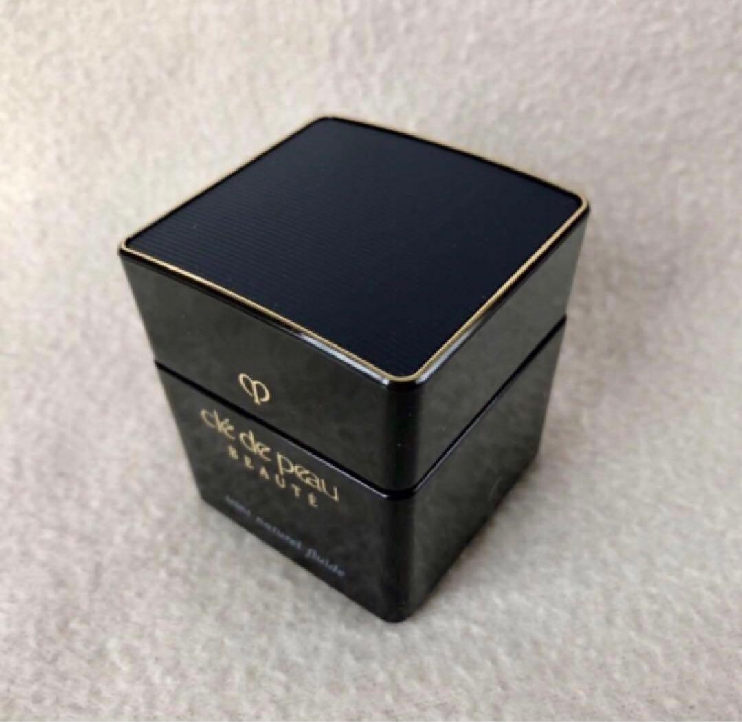 【未開封】クレドポーボーテ タンナチュレールフリュイドt（オークル10）