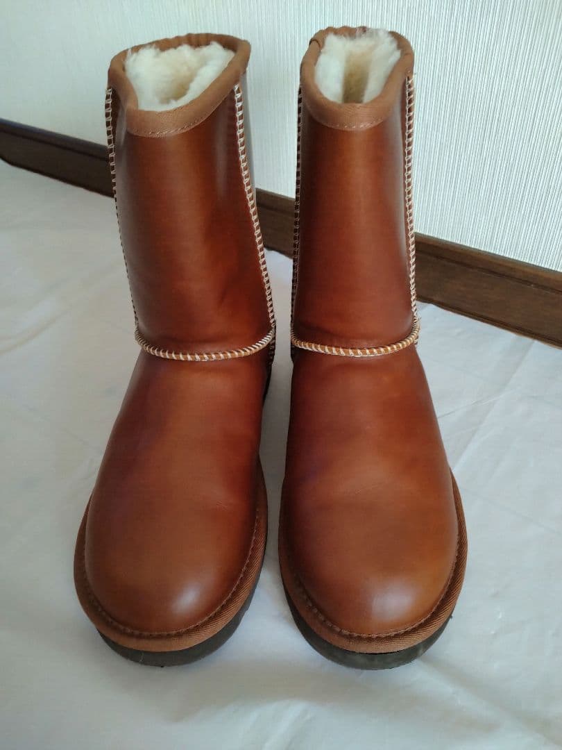 【美品】UGG クラシックショート レザーブーツ24cm