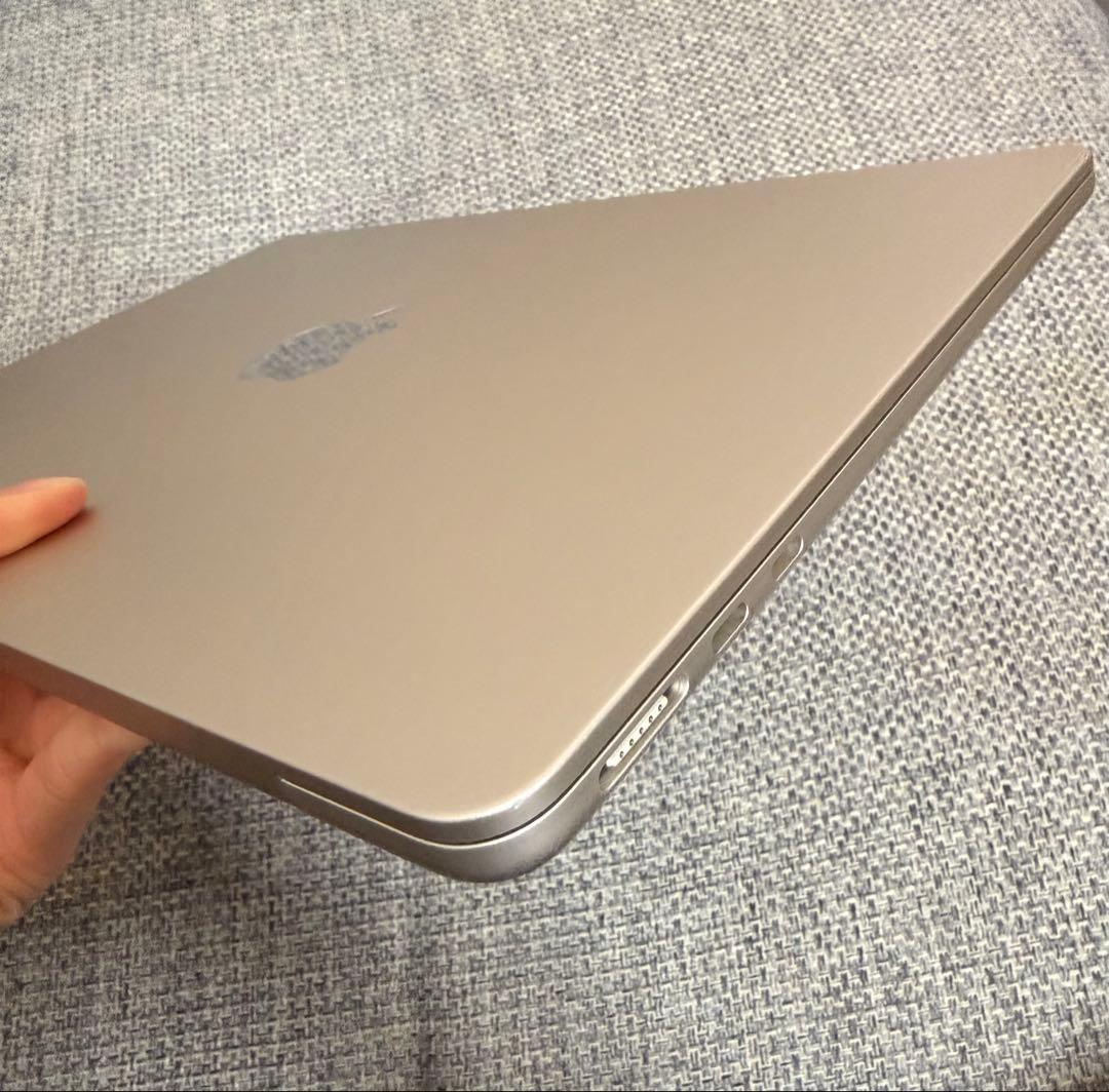 MacBook Air13 M3 8GBメモリ 256GB スターライト
