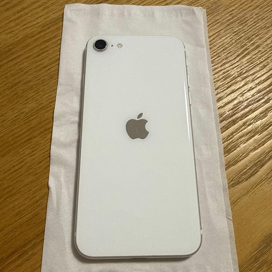 美品　iPhone SE 2世代　64GB