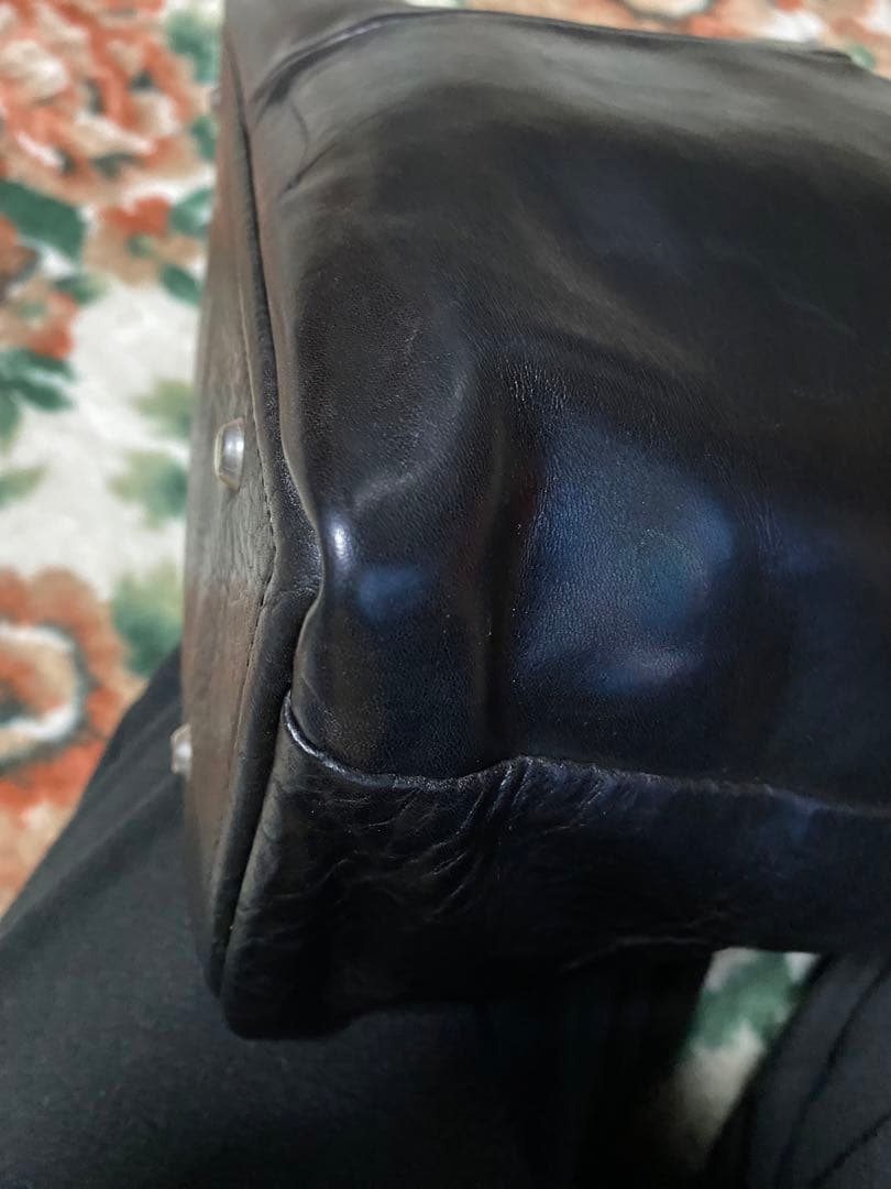 コーネリアンタウラス　トートバッグ　ブラック　美品